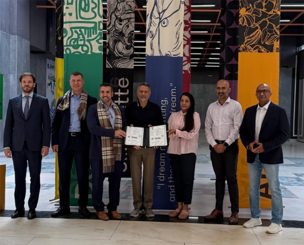 UCAM begins an academic collaboration with Jain University in India